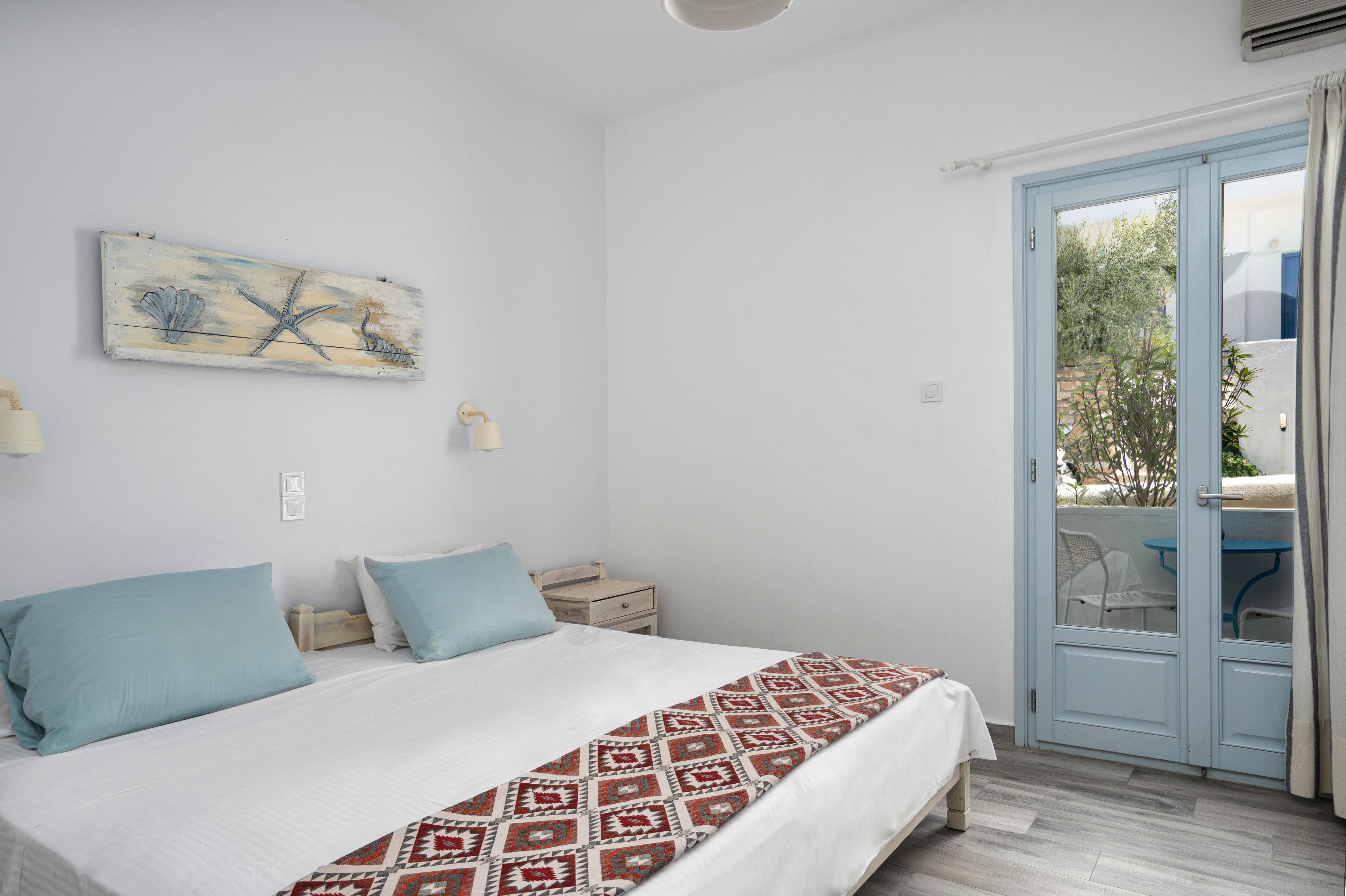 Hotel Iris Науса Екстер'єр фото