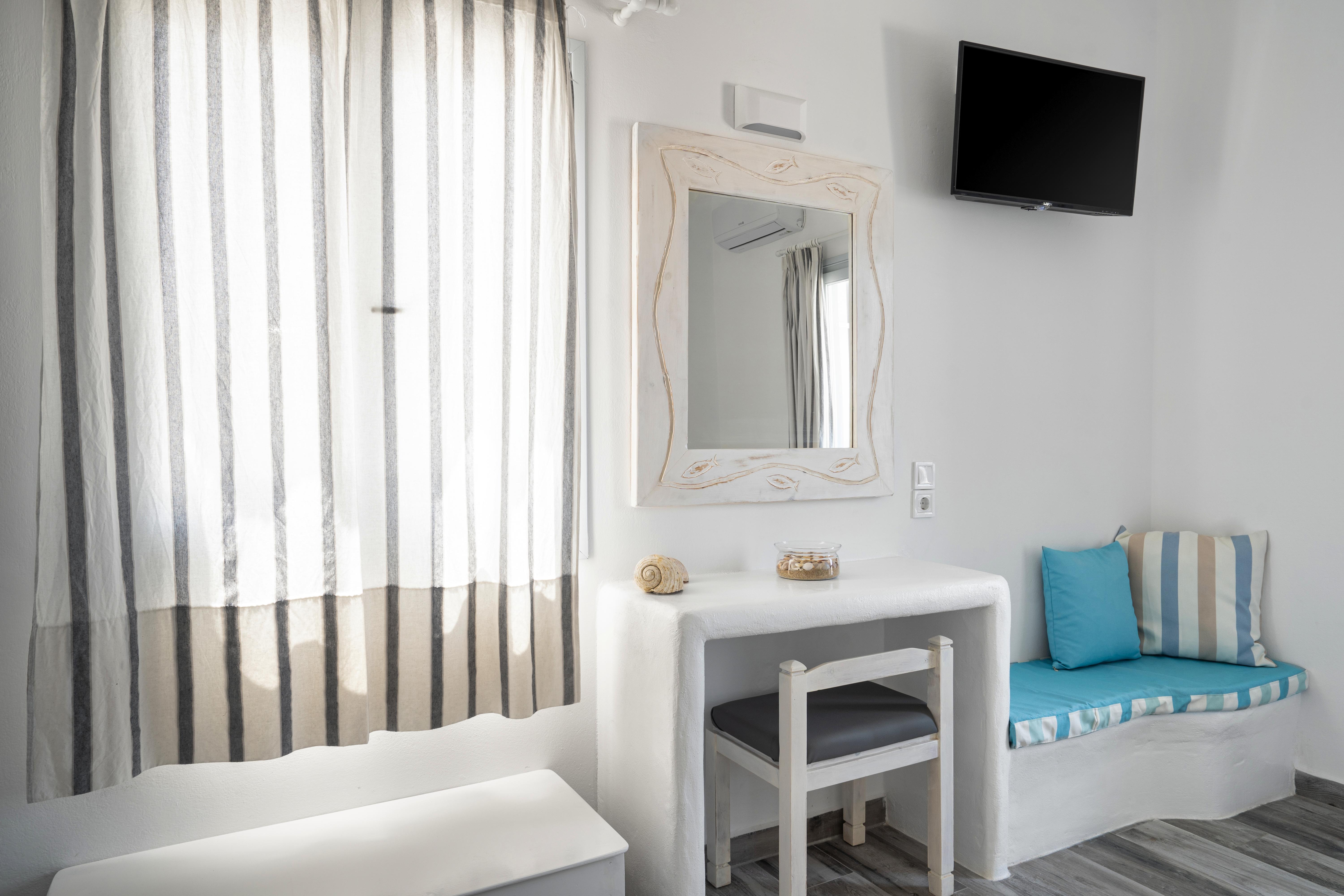 Hotel Iris Науса Екстер'єр фото