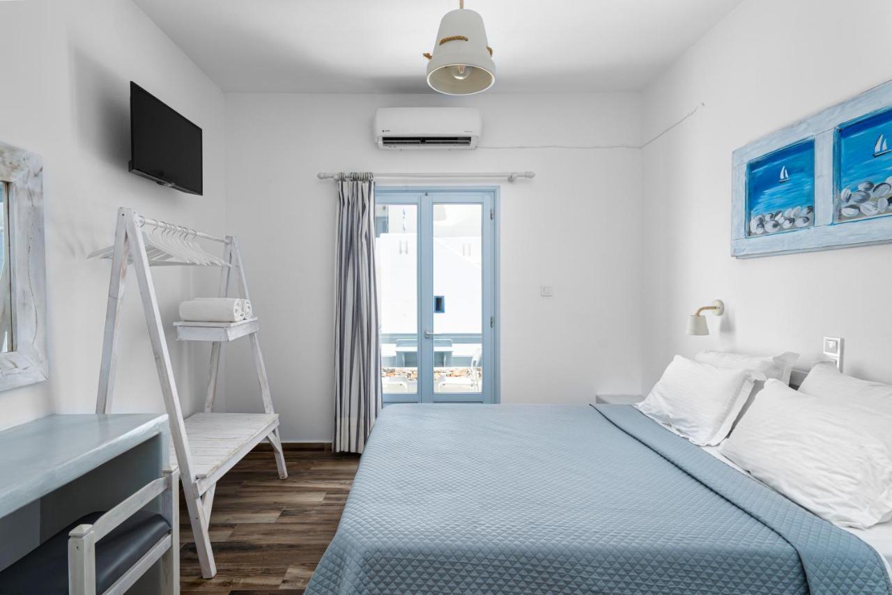 Hotel Iris Науса Екстер'єр фото
